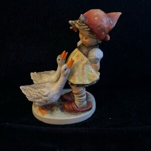 VINTAGE  Large Goose Girl Hummel